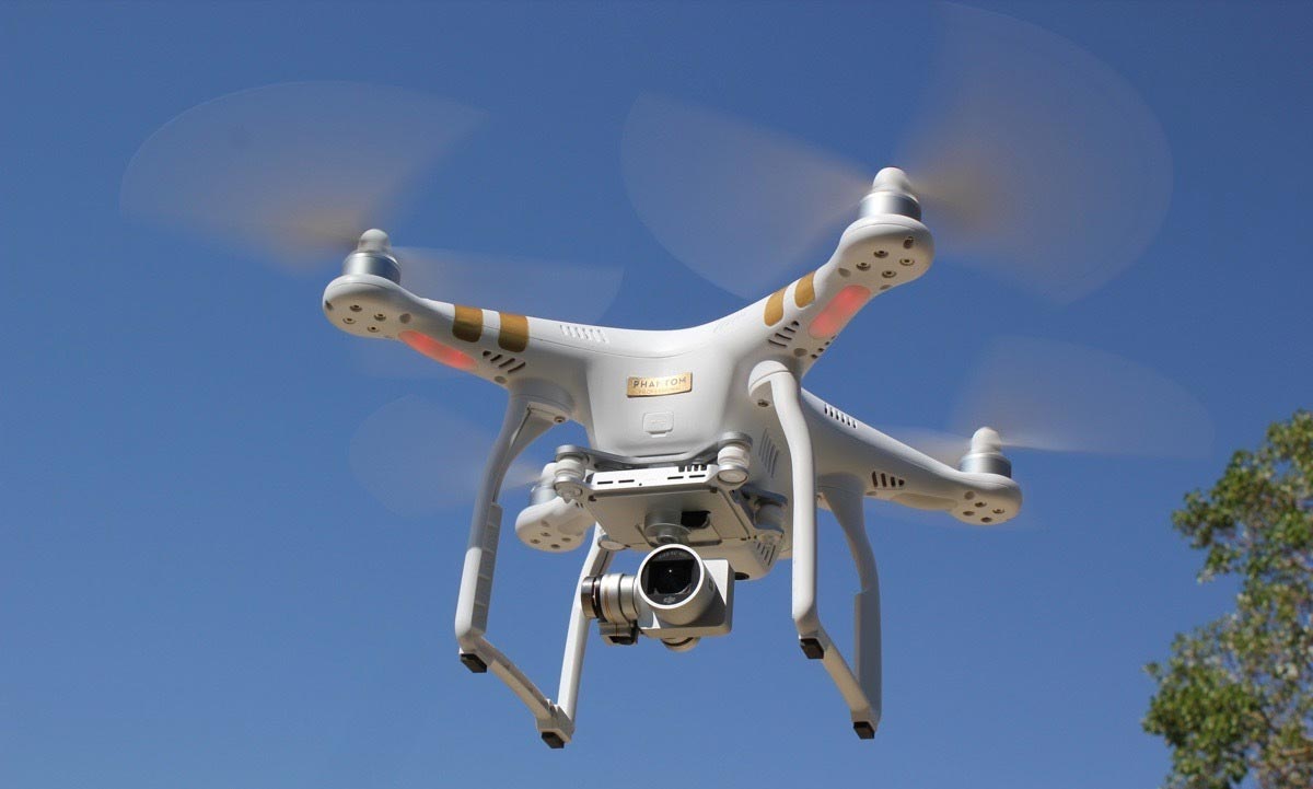 Drone là công nghệ máy bay không người lái