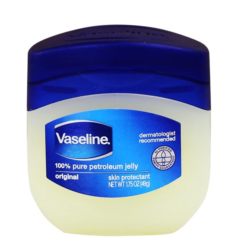 Cách làm sạch vết xước bằng vaseline